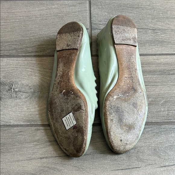 Chloe Women's Scalloped Ballet Flats in Light Sage - Picture 7 of 9